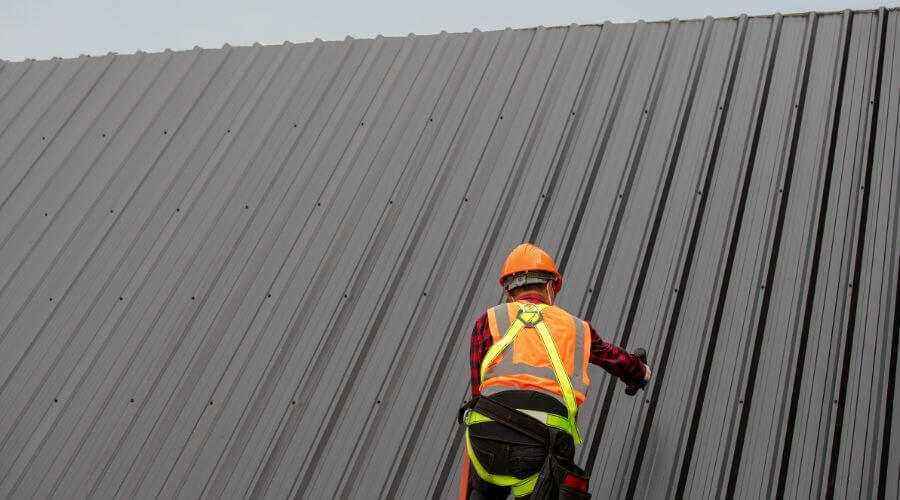 Professional metal roof installation services in Fulton, CA